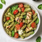 Einfache Hähnchen Pesto Nudelsalat
