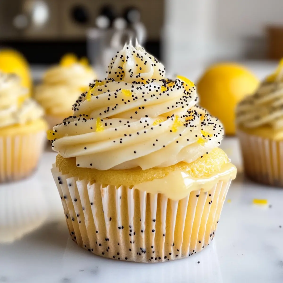 Zitronen-Mohn-Muffins für einen frischen Genuss