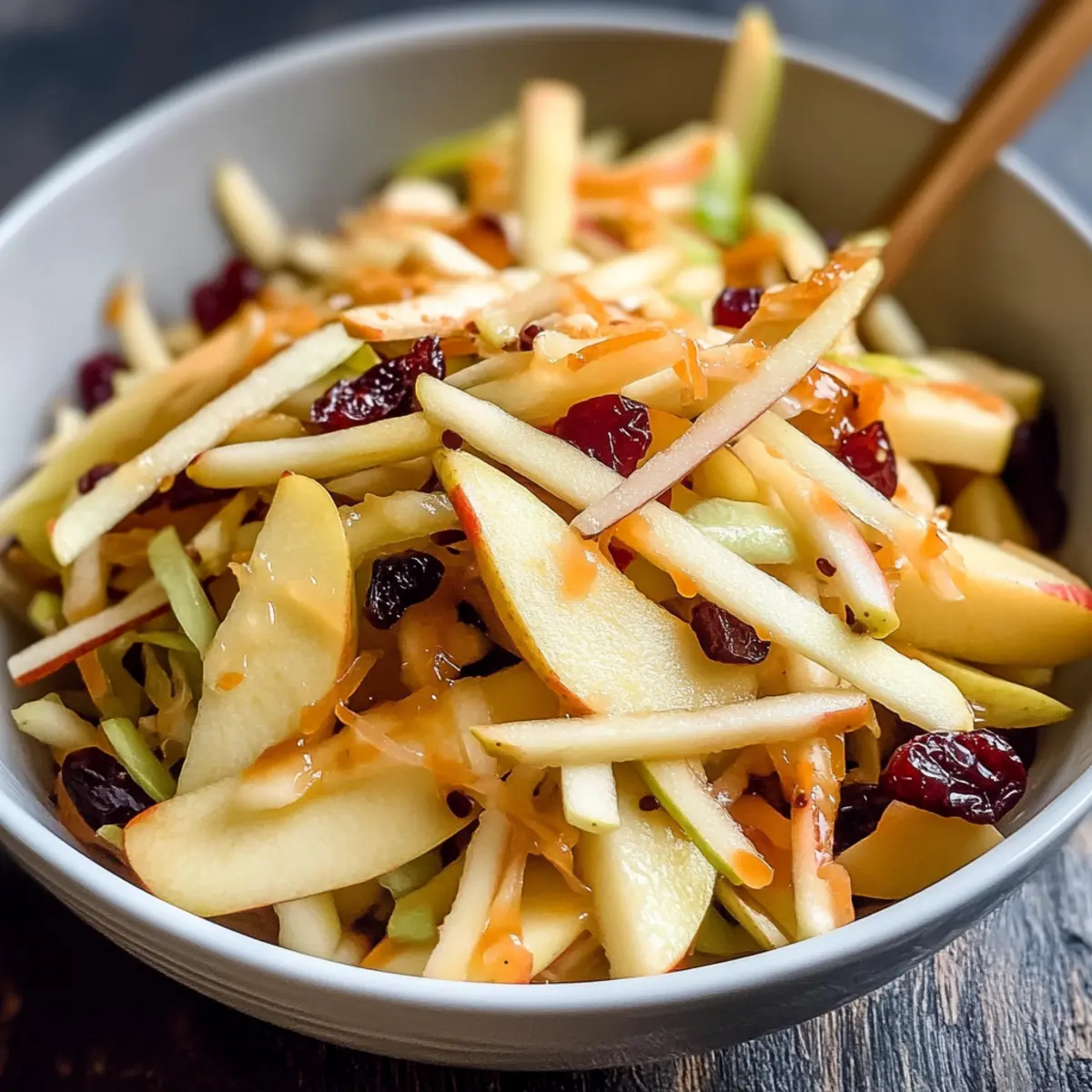 Apfel-Birnen-Slaw mit Karamell-Apfelessig-Vinaigrette