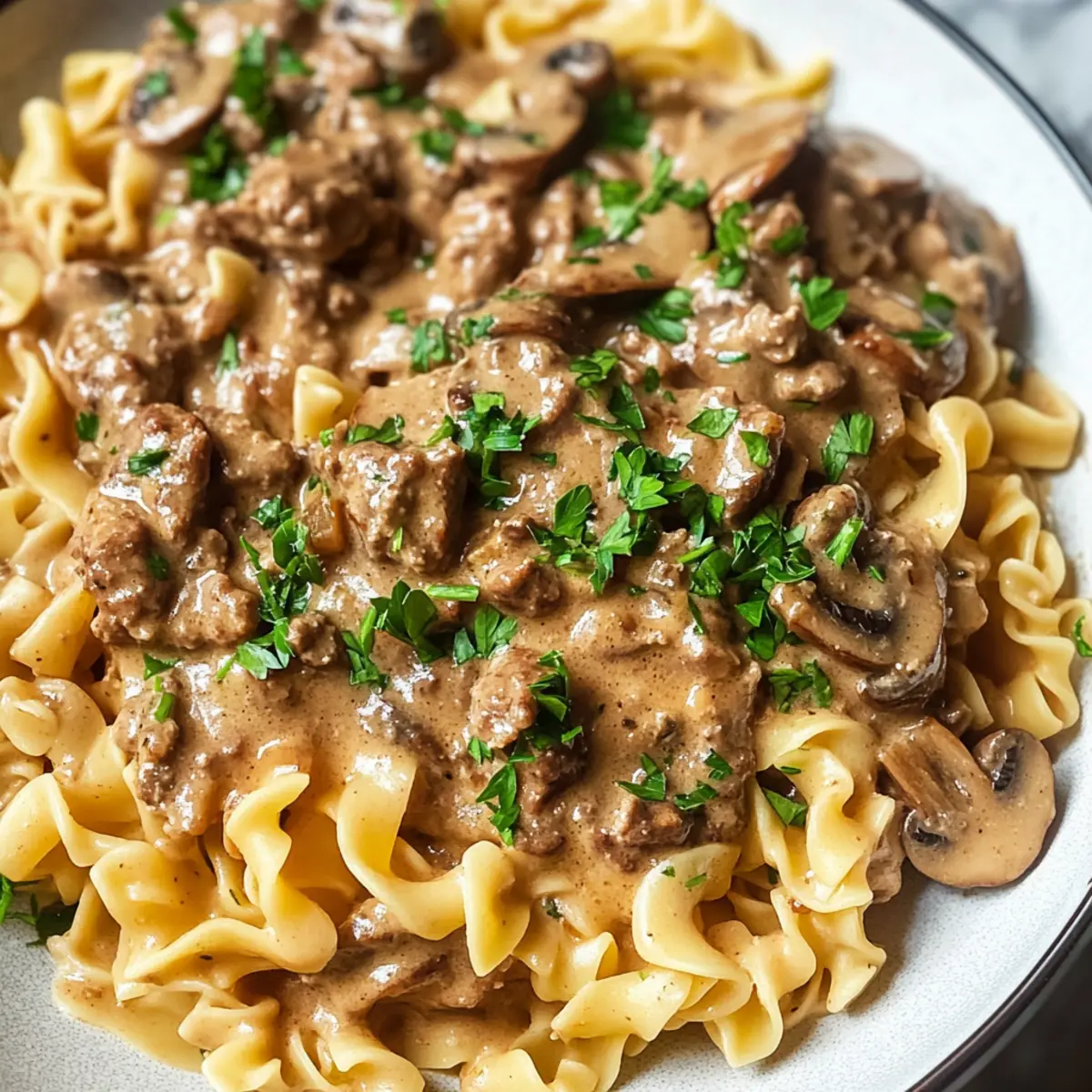 Topf Rindfleisch Stroganoff für die ganze Familie