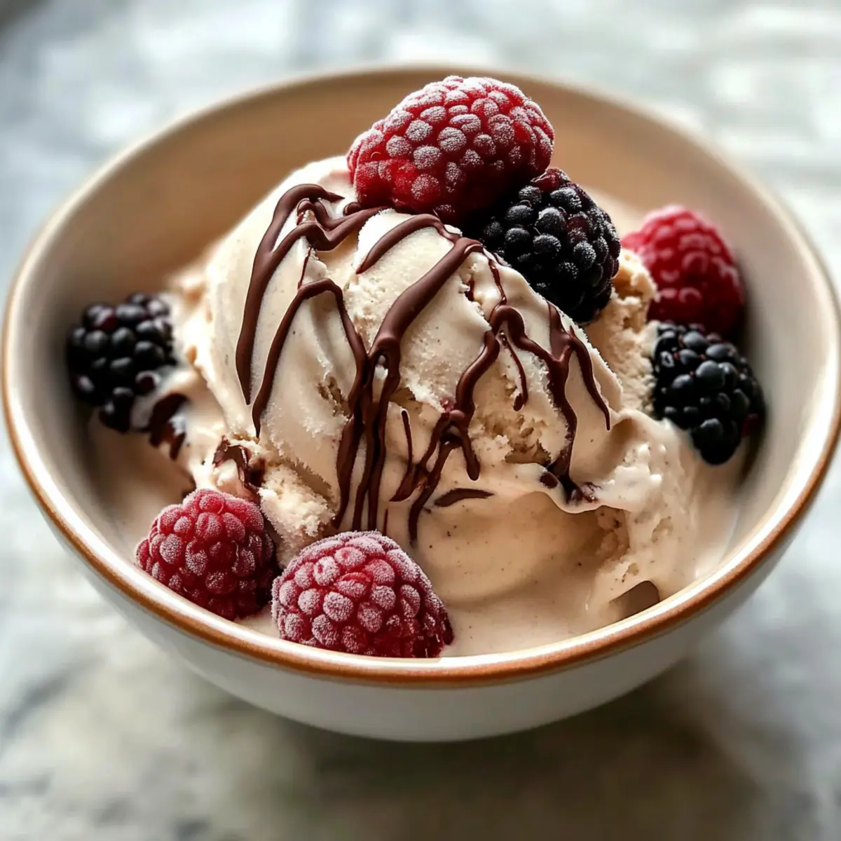 Cremige vegane Hafermilch-Eiskreme selbstgemacht